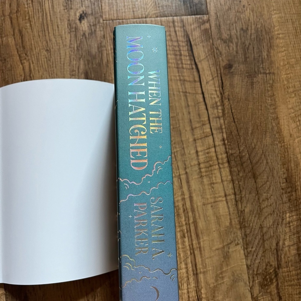 Fairyloot When The Moon Hatched - Picture 3 of 11